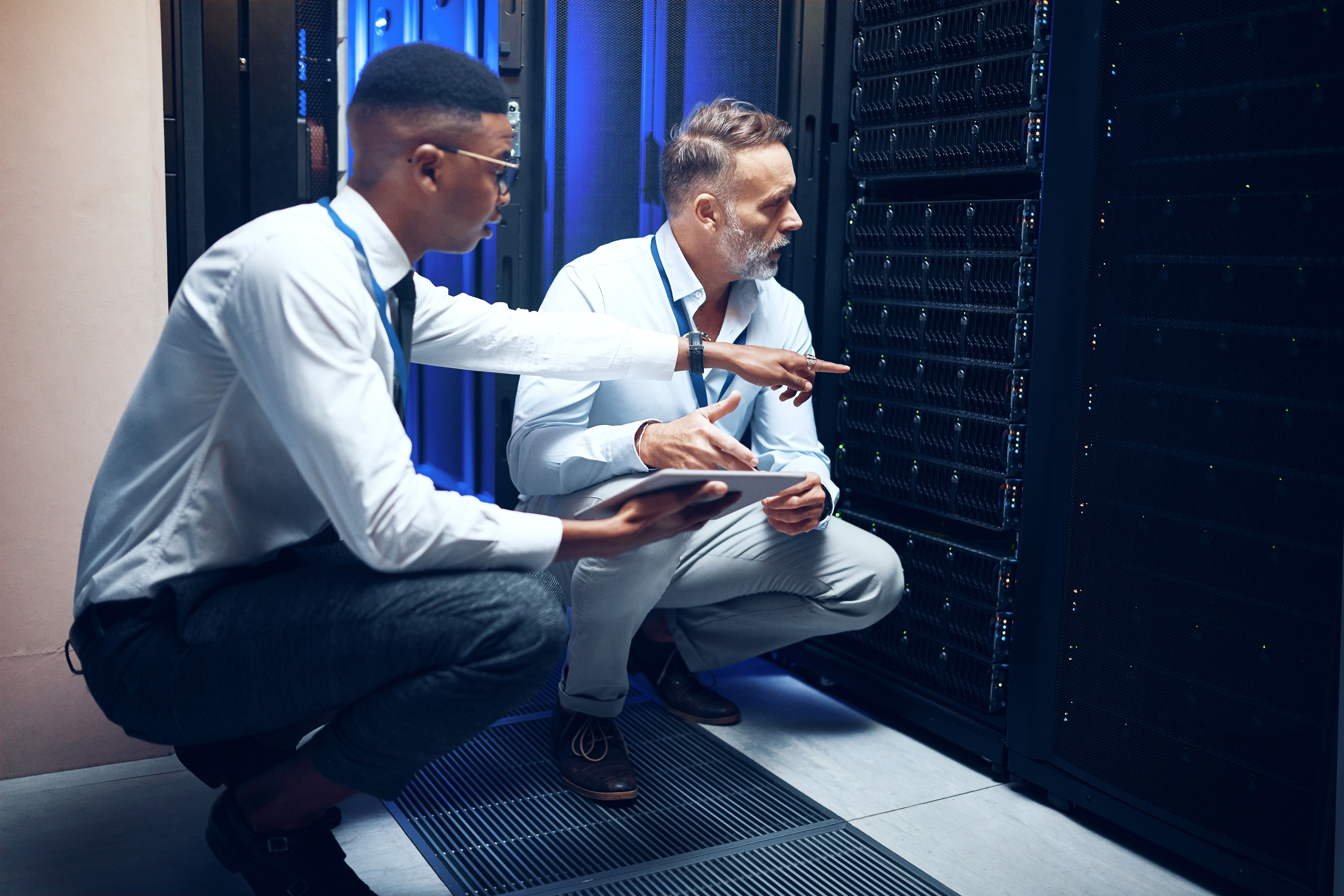Home-Server oder VPS? Der ehrliche Vergleich für Self-Hoster